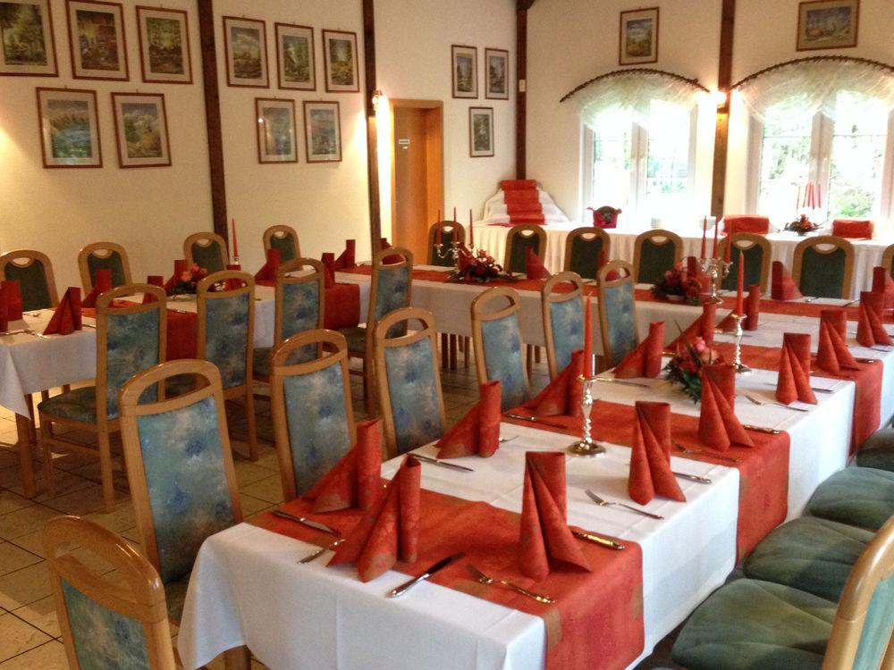 Hotel & Restaurant Zur Spreewaelderin Golßen Eksteriør billede